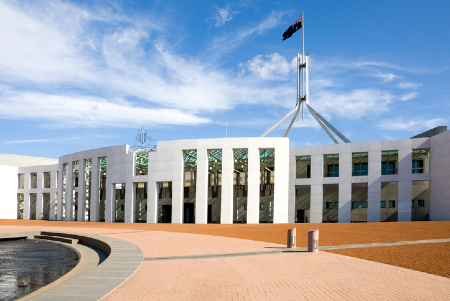 Image of forecourt of Australian Parliament House. Credit: https://www.istockphoto.com/portfolio/PhillipMinnis