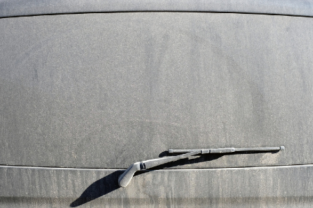 Dirty rear windscreen blunting or obscuring focus. Credit: https://www.istockphoto.com/portfolio/Vladimir18